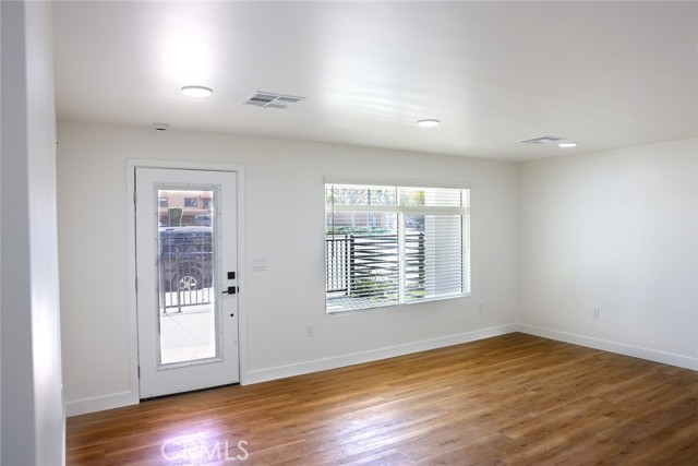 Image 6 of 21 For 4137 Rosemead Boulevard