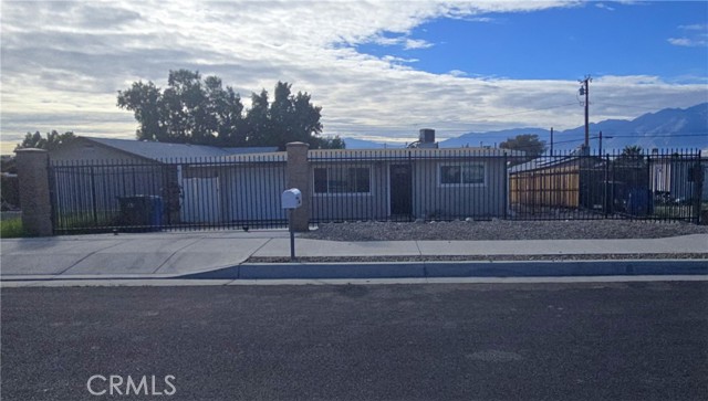 Detail Gallery Image 2 of 20 For 66415 2nd, Desert Hot Springs,  CA 92240 - 3 Beds | 2 Baths