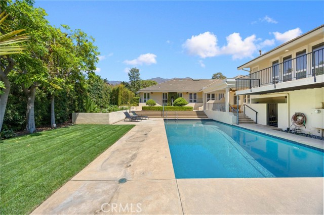 940 Singing Wood Drive, Arcadia CA: https://media.crmls.org/medias/465ed171-8bec-437c-8a72-59753807990a.jpg