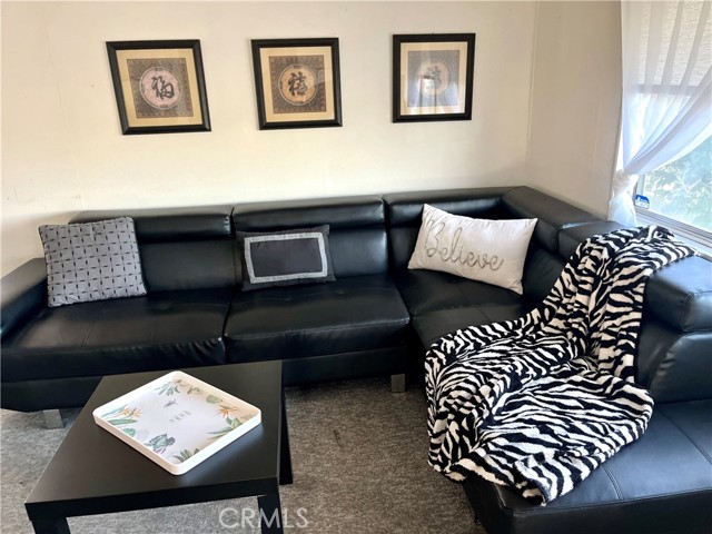 601 N Kirby Street, Hemet CA: https://media.crmls.org/medias/465f6793-e93d-477c-9ae6-552cb3a1cef6.jpg