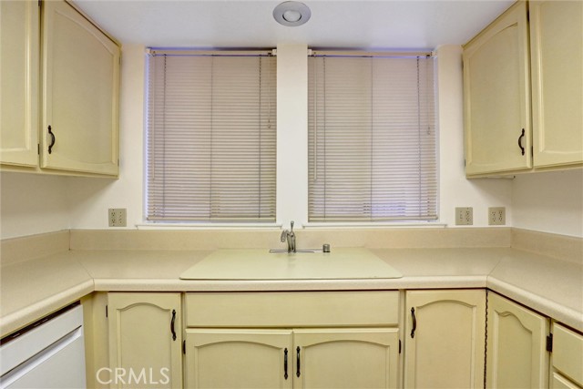 Detail Gallery Image 8 of 32 For 95 Calle Aragon a,  Laguna Woods,  CA 92637 - 2 Beds | 2 Baths