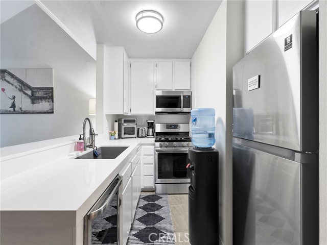 Detail Gallery Image 17 of 45 For 7050 Shoup Ave #225 #225,  Canoga Park,  CA 91303 - 1 Beds | 1 Baths