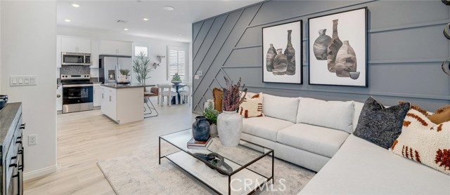 Detail Gallery Image 5 of 20 For 1227 Yeager Ave, Rialto,  CA 92376 - 3 Beds | 2/1 Baths
