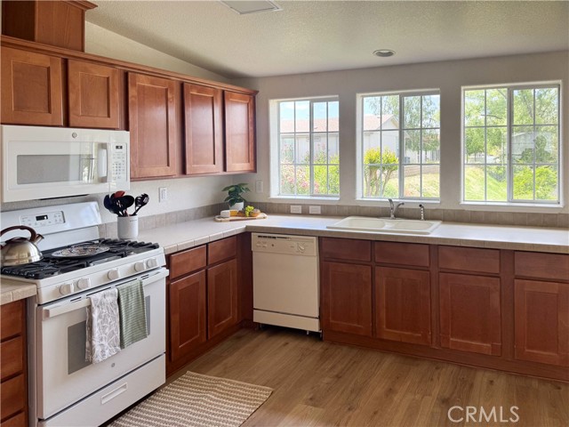 Detail Gallery Image 16 of 29 For 10961 Dr Desert Lawn #396,  Calimesa,  CA 92320 - 3 Beds | 2 Baths