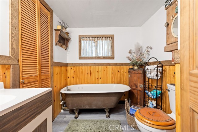 4333 Highway 33, New Cuyama CA: https://media.crmls.org/medias/4660bc4e-c3f9-45de-83a6-2f08fae22f6f.jpg
