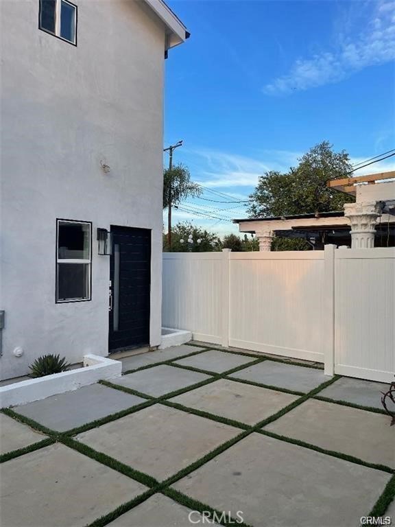 Detail Gallery Image 29 of 31 For 18403 Devonshire St, Northridge,  CA 91325 - 2 Beds | 2/1 Baths