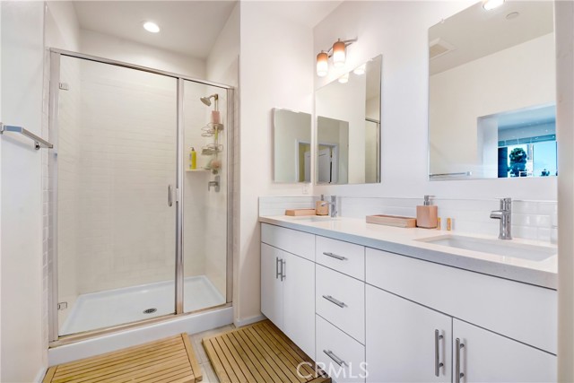 Detail Gallery Image 17 of 22 For 441 Village Way, Brea,  CA 92821 - 3 Beds | 3/1 Baths