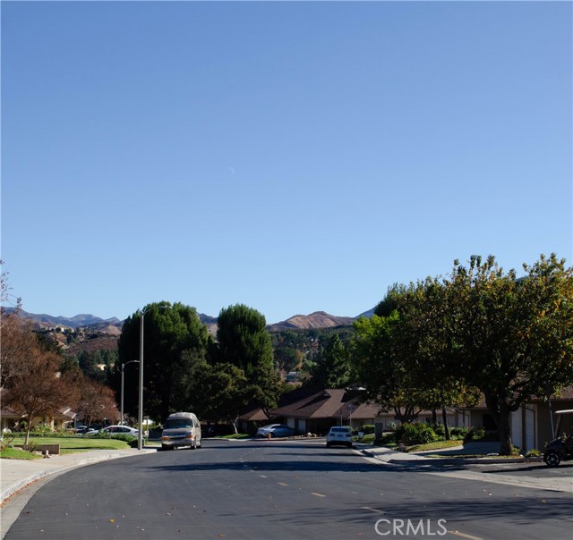 Detail Gallery Image 25 of 37 For 19405 Oak Crossing Rd, Newhall,  CA 91321 - 2 Beds | 2 Baths