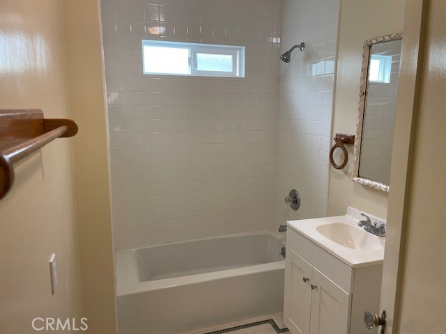 6544 Cerritos Avenue, Long Beach, California 90805, 2 Bedrooms Bedrooms, ,1 BathroomBathrooms,Single Family Residence,For Sale,Cerritos,PW24042595