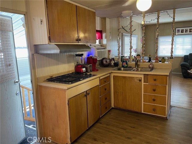 Detail Gallery Image 8 of 16 For 8111 Stanford, Garden Grove,  CA 92841 - 2 Beds | 1 Baths
