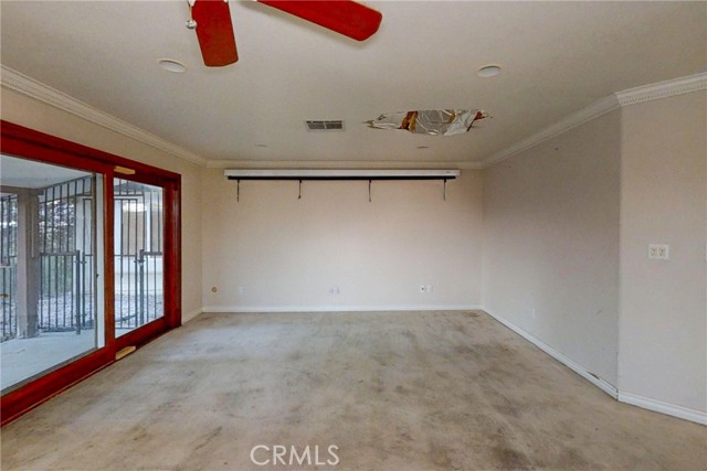 Detail Gallery Image 15 of 44 For 24114 Wildwood Canyon Rd, Newhall,  CA 91321 - 5 Beds | 4 Baths