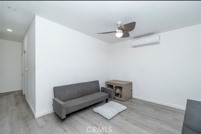 Detail Gallery Image 5 of 9 For 823 E Mill, San Bernardino,  CA 92408 - 3 Beds | 1 Baths