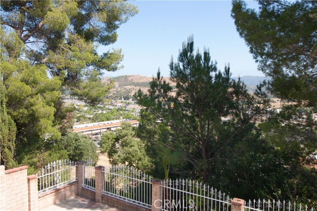Detail Gallery Image 20 of 25 For 29264 Deep Shadow Dr, Agoura Hills,  CA 91301 - 4 Beds | 3 Baths