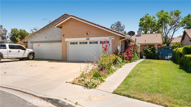 Detail Gallery Image 2 of 29 For 3458 Santa Barbara Ct, Palmdale,  CA 93550 - 2 Beds | 2 Baths
