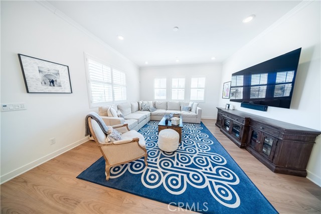 Detail Gallery Image 3 of 31 For 151 Sash, Irvine,  CA 92618 - 4 Beds | 3/1 Baths