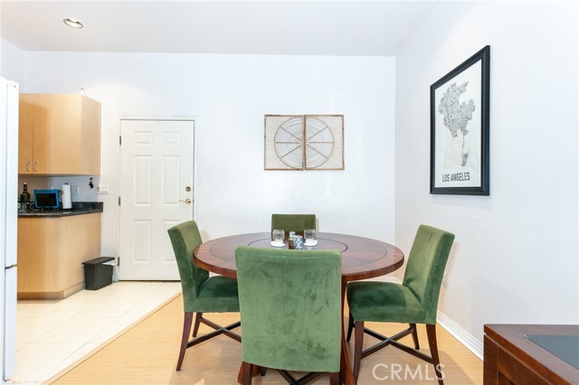 Detail Gallery Image 13 of 43 For 50 W Mountain St #13,  Pasadena,  CA 91103 - 2 Beds | 2 Baths