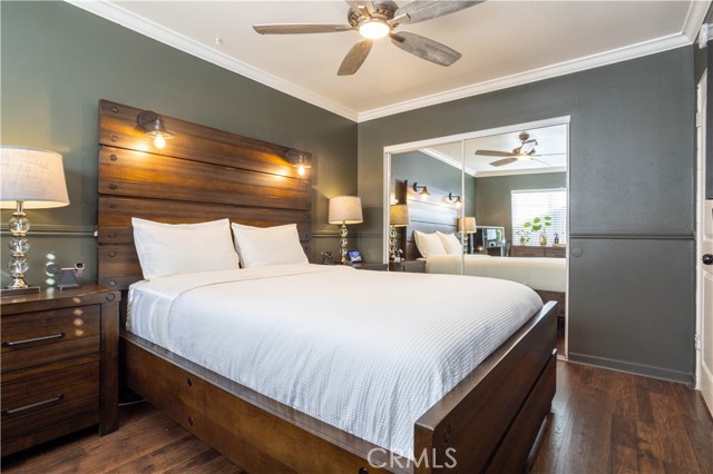 Detail Gallery Image 16 of 28 For 8006 Zelzah, Reseda,  CA 91335 - 4 Beds | 2 Baths