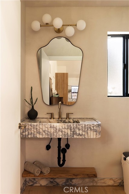 Detail Gallery Image 19 of 32 For 2931 Tyburn St, Los Angeles,  CA 90039 - 3 Beds | 2 Baths