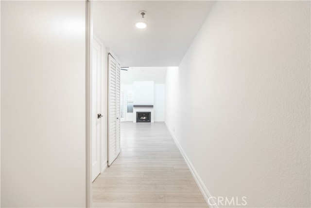 Detail Gallery Image 19 of 42 For 240 Nice #302,  Newport Beach,  CA 92663 - 2 Beds | 1/1 Baths