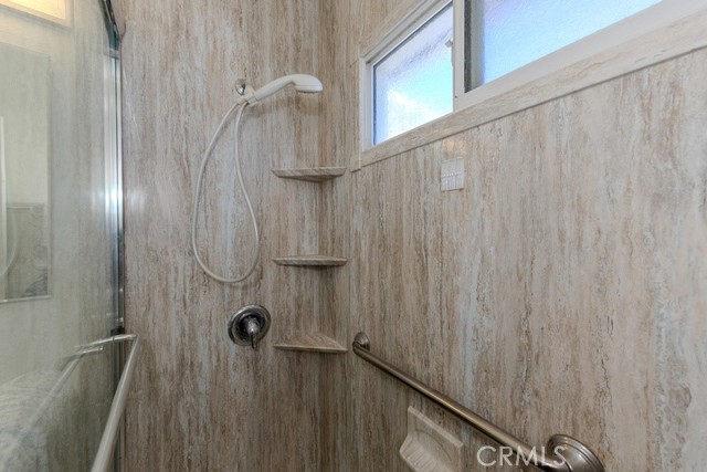 10606 Harvest Avenue, Santa Fe Springs CA: https://media.crmls.org/medias/46675925-dcbb-48b6-977c-77369a8daeed.jpg