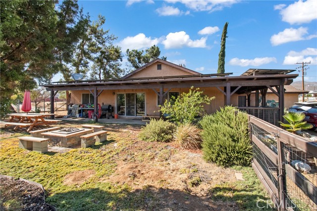 32809 Crown Valley Road, Acton CA: https://media.crmls.org/medias/466861cf-fbb8-4cf2-9024-ba6bbb1f27de.jpg