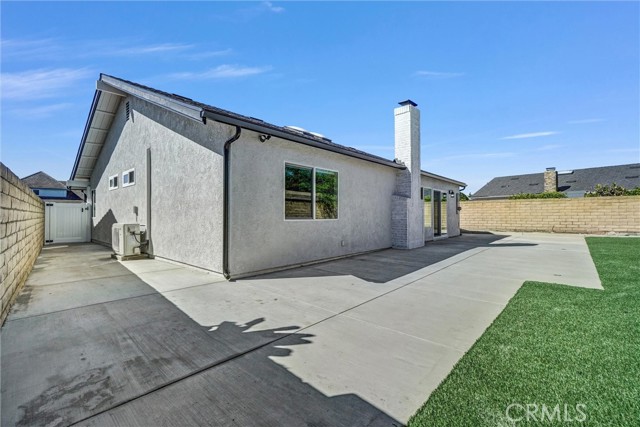 Detail Gallery Image 17 of 23 For 17472 Bellport Cir, Huntington Beach,  CA 92649 - 3 Beds | 2 Baths