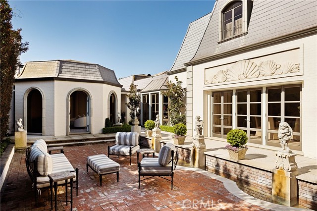 Image 18 of 42 For 2116 Balboa Boulevard