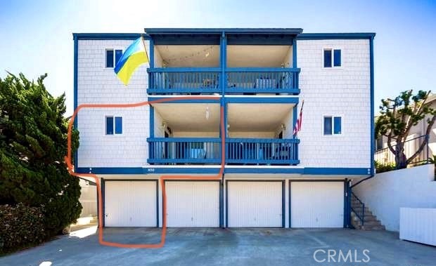 1450 Manhattan Beach Boulevard, Manhattan Beach, California 90266, 2 Bedrooms Bedrooms, ,2 BathroomsBathrooms,Residential,For Sale,Manhattan Beach,SB25030630