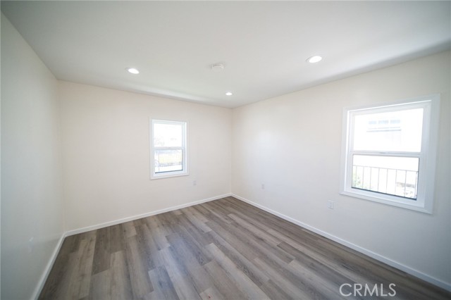 1336 W 118th Street, Los Angeles CA: https://media.crmls.org/medias/466a7fe8-acc2-400d-993e-51a635698ec7.jpg
