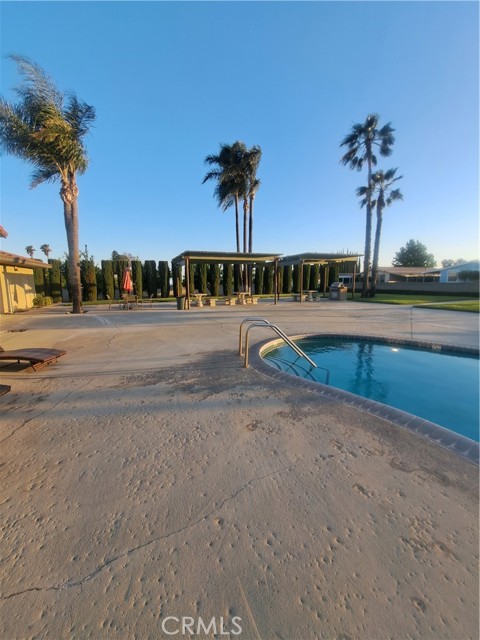 Detail Gallery Image 25 of 34 For 2498 Ayala Dr #136,  Rialto,  CA 92377 - 2 Beds | 2 Baths
