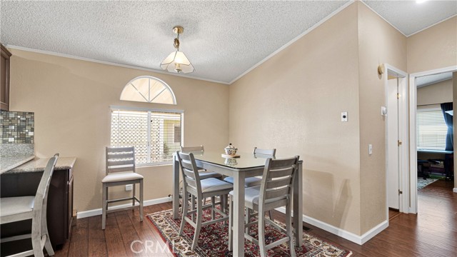 Detail Gallery Image 14 of 48 For 9999 Foothill Bld #24,  Rancho Cucamonga,  CA 91730 - 3 Beds | 2 Baths