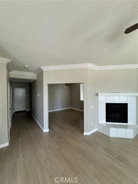 Detail Gallery Image 12 of 26 For 38422 Clearbrook Dr, Murrieta,  CA 92563 - 4 Beds | 3/1 Baths