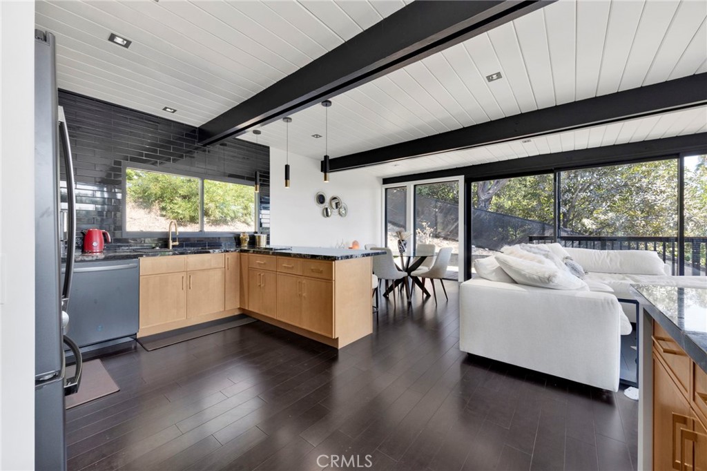 MLS #SR25248992 image #5