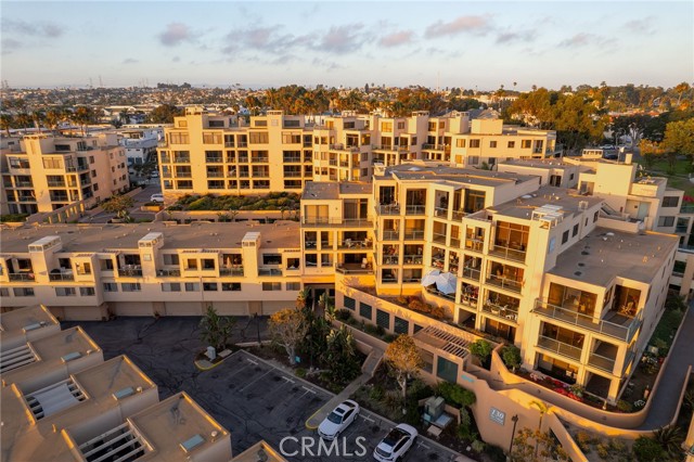 130 The Village, Redondo Beach, California 90277, 2 Bedrooms Bedrooms, ,2 BathroomsBathrooms,Residential,Sold,The Village,SB24177868