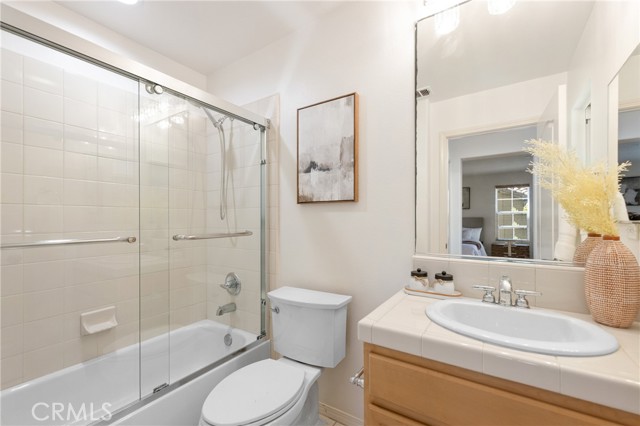 928 Kingsford Street, Monterey Park CA: https://media.crmls.org/medias/466dcf00-f30f-42e1-81fa-82505fe0561c.jpg