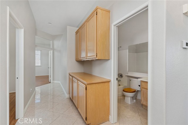 1931 Madera Circle, Corona CA: https://media.crmls.org/medias/466dd9b6-69e7-48f7-b079-99b374f2da78.jpg