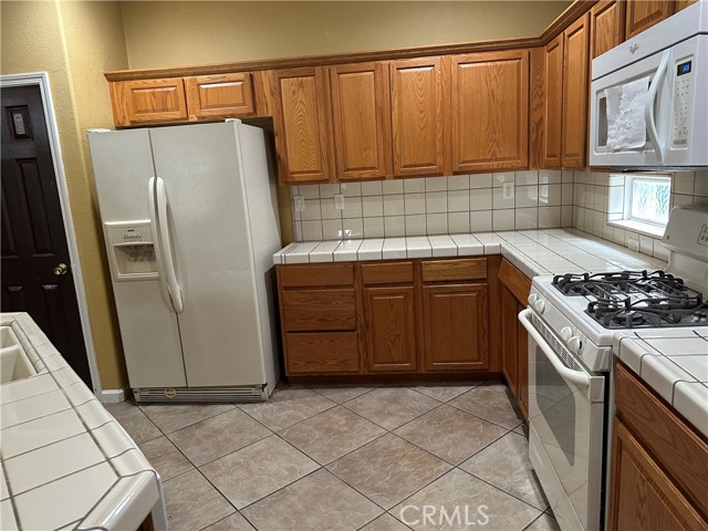 Detail Gallery Image 10 of 27 For 3533 San Isidro, Merced,  CA 95348 - 3 Beds | 2 Baths