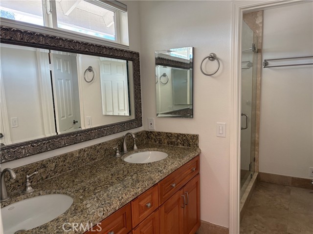 12 Longstreet, Irvine CA: https://media.crmls.org/medias/466eec96-72c5-4c8f-ae9b-bacbcfff433c.jpg