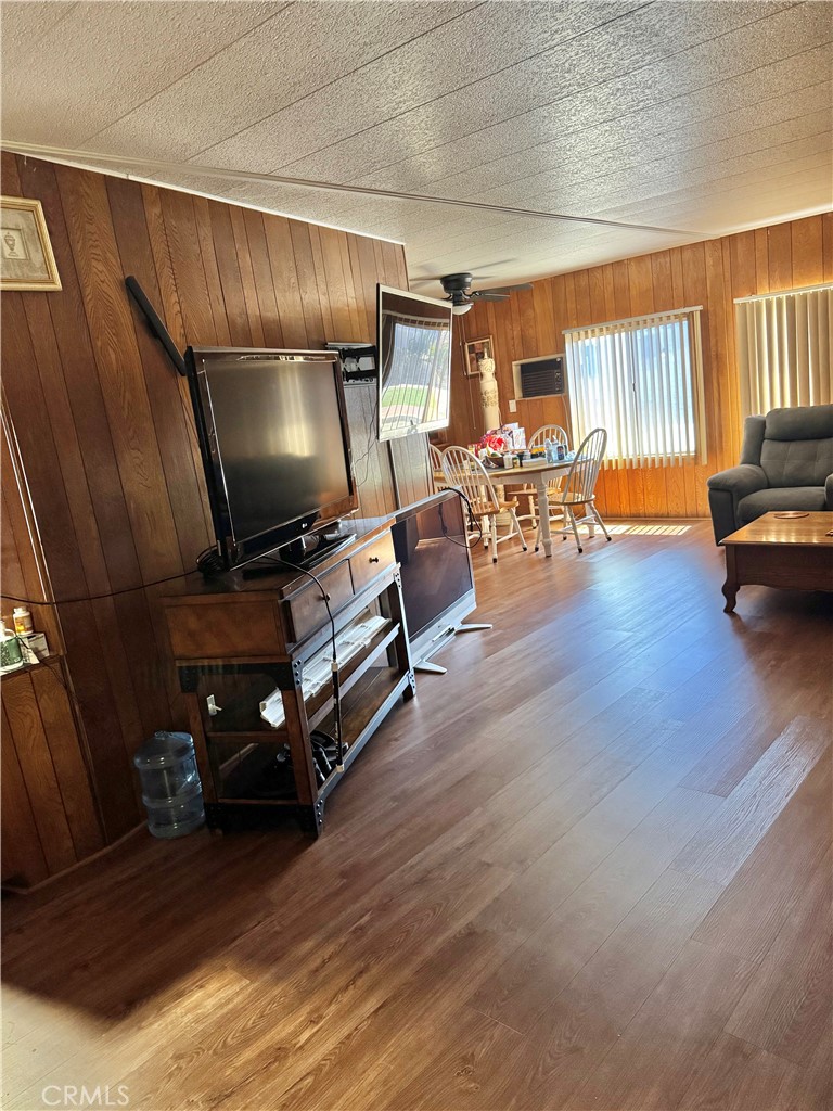 MLS #CV25223613 image #6