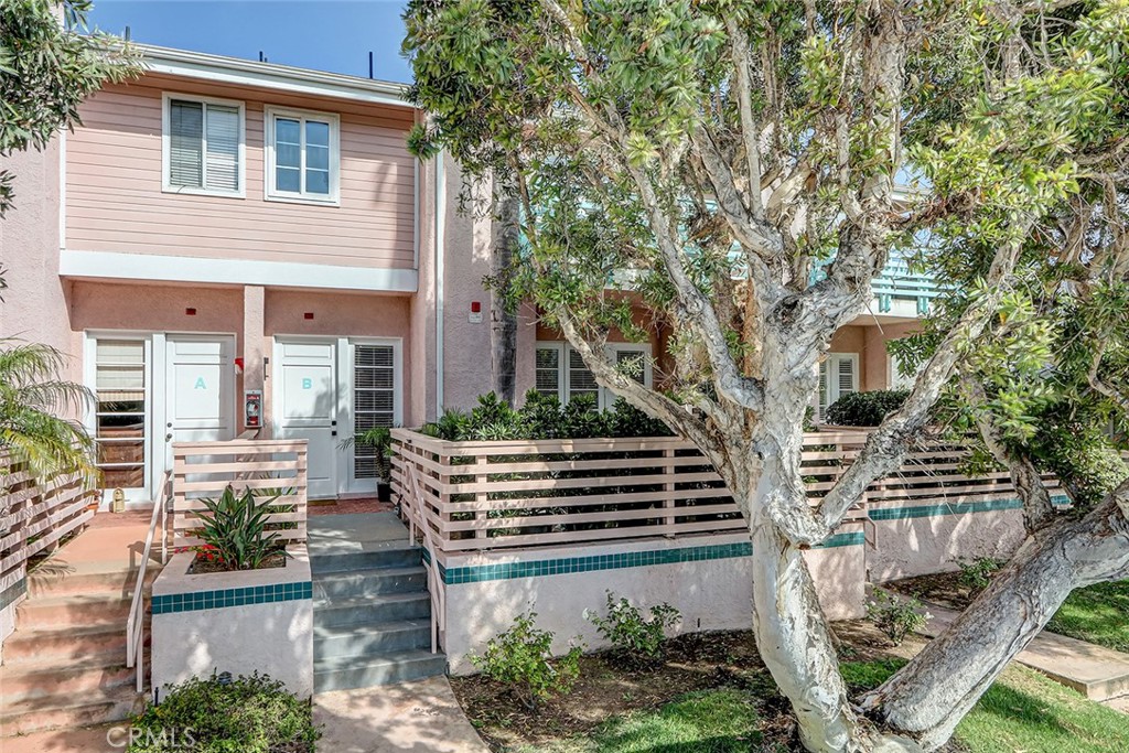 510 S Catalina Avenue #2