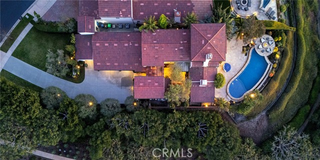 52 Twilight Bluff, Newport Coast CA: https://media.crmls.org/medias/466f2a6a-2117-40d6-8b6a-275ba754ebfb.jpg