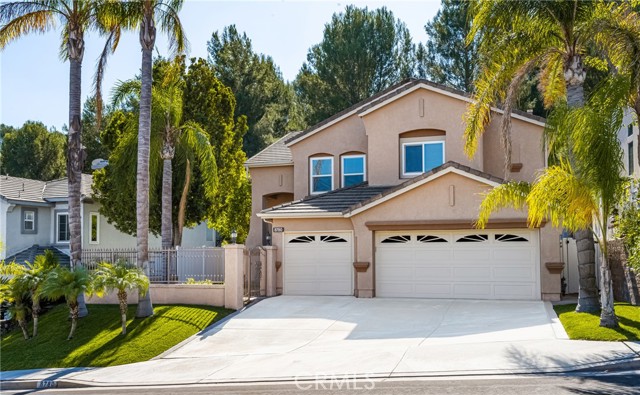 Detail Gallery Image 3 of 55 For 8780 E Banner Ridge Dr, Anaheim Hills,  CA 92808 - 4 Beds | 3/1 Baths