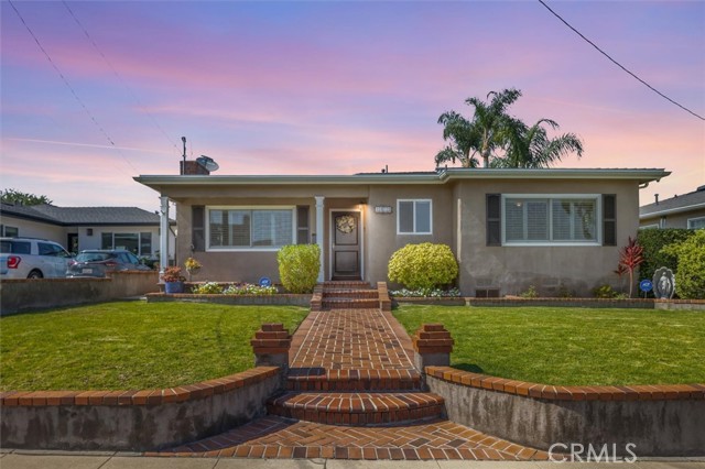 1372 W Sepulveda Street, San Pedro CA: https://media.crmls.org/medias/4670d700-72ad-4588-9b84-3ca12988efc7.jpg