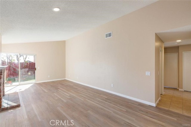 Detail Gallery Image 6 of 24 For 27294 Family Cir, Menifee,  CA 92586 - 3 Beds | 2 Baths