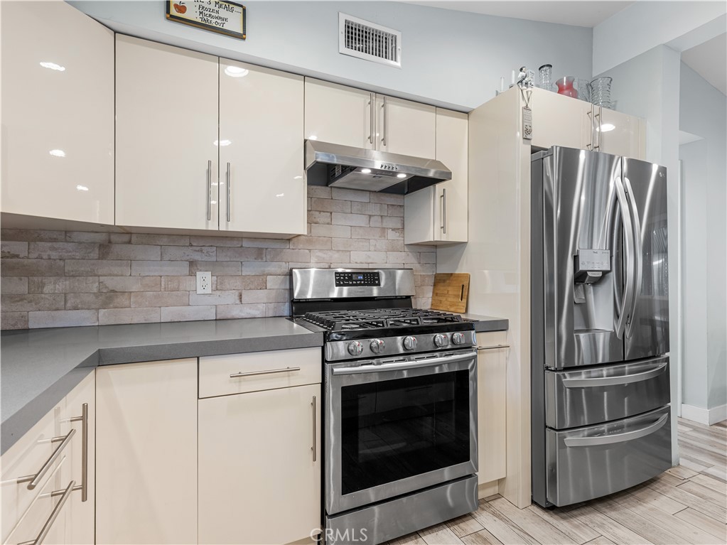 MLS #PW26176665 image #4