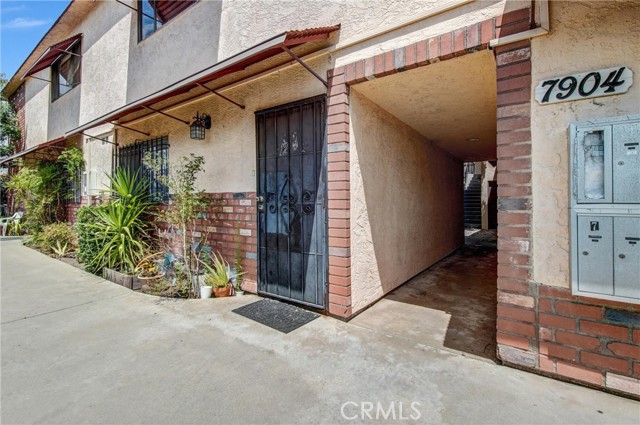 7904 Laurel Canyon, 12 photo 24