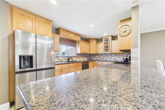 3647 W Myra Avenue, Anaheim CA: https://media.crmls.org/medias/4672adda-a2ae-4e02-bb14-f3dd6e2873ee.jpg