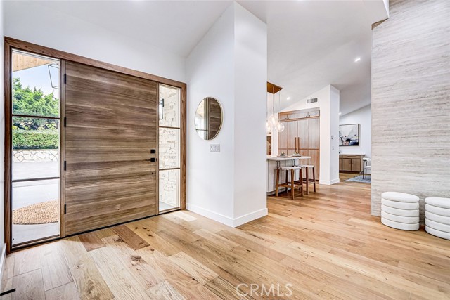 Detail Gallery Image 5 of 38 For 2229 Thorley Pl, Palos Verdes Estates,  CA 90274 - 4 Beds | 4/1 Baths