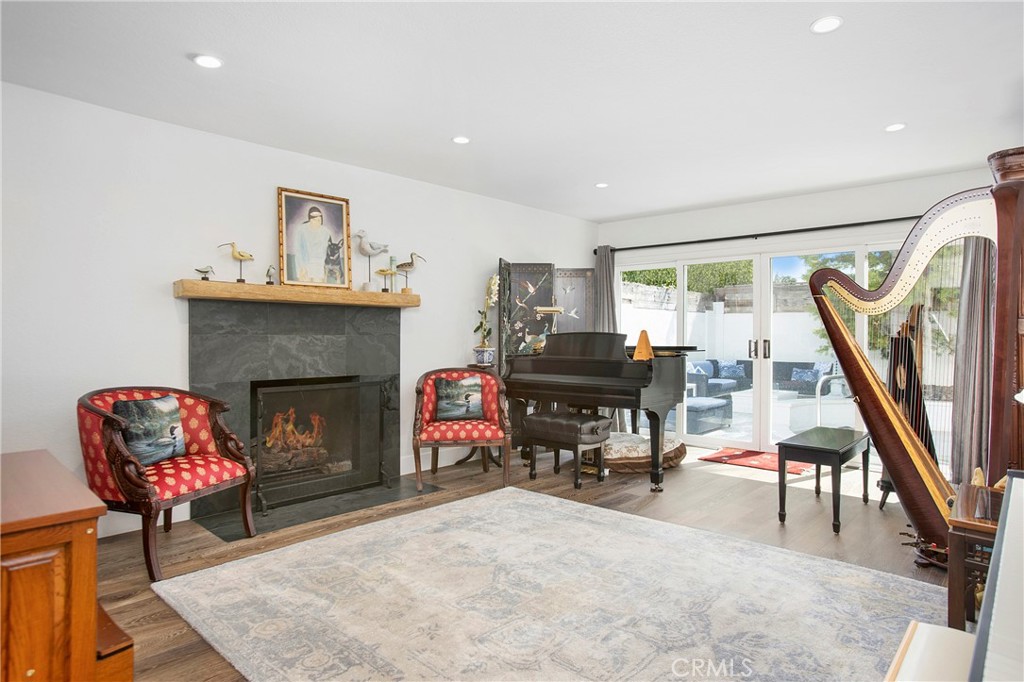 MLS #OC25163421 img 26