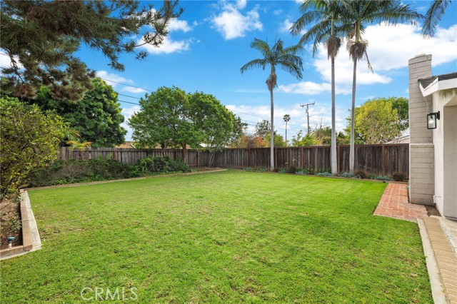 Detail Gallery Image 24 of 31 For 12392 Country Lane, North Tustin,  CA 92705 - 4 Beds | 3 Baths
